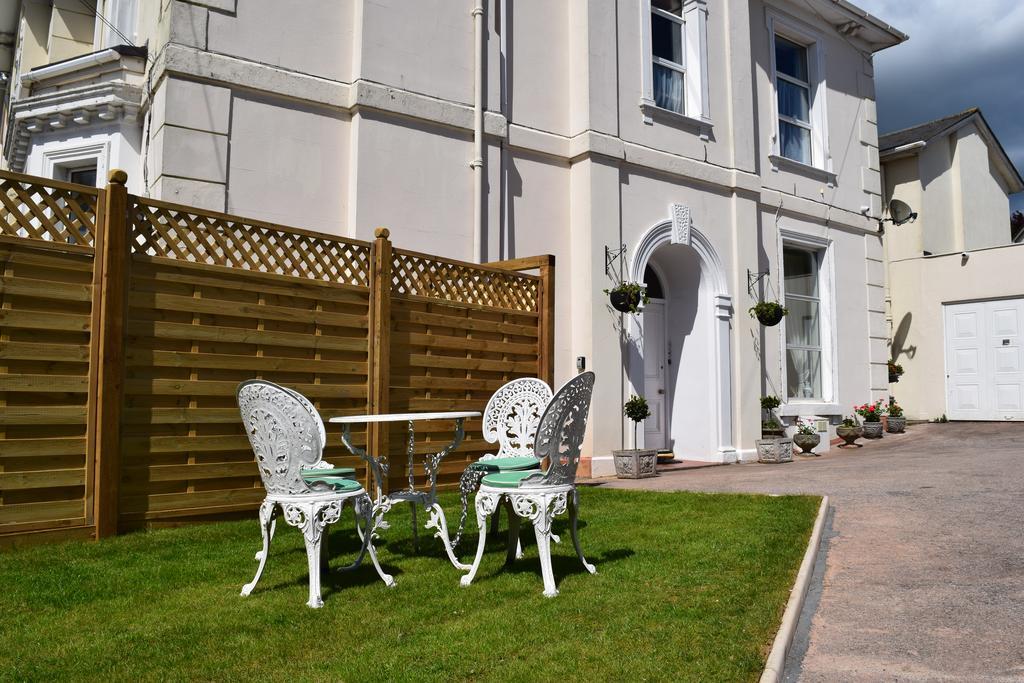 Tor Park Holiday Flatlets Torquay Exterior foto